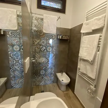 Sikelia Bed & Breakfast *